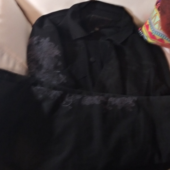 Authentic "True Religion" Jeans Set - Picture 2 of 5